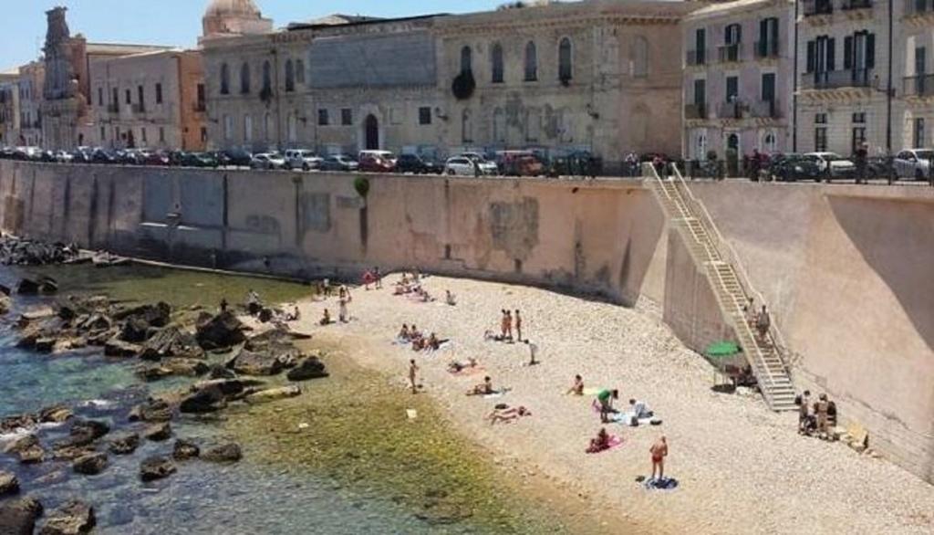 Maison Des Artistes سيراكوزا المظهر الخارجي الصورة