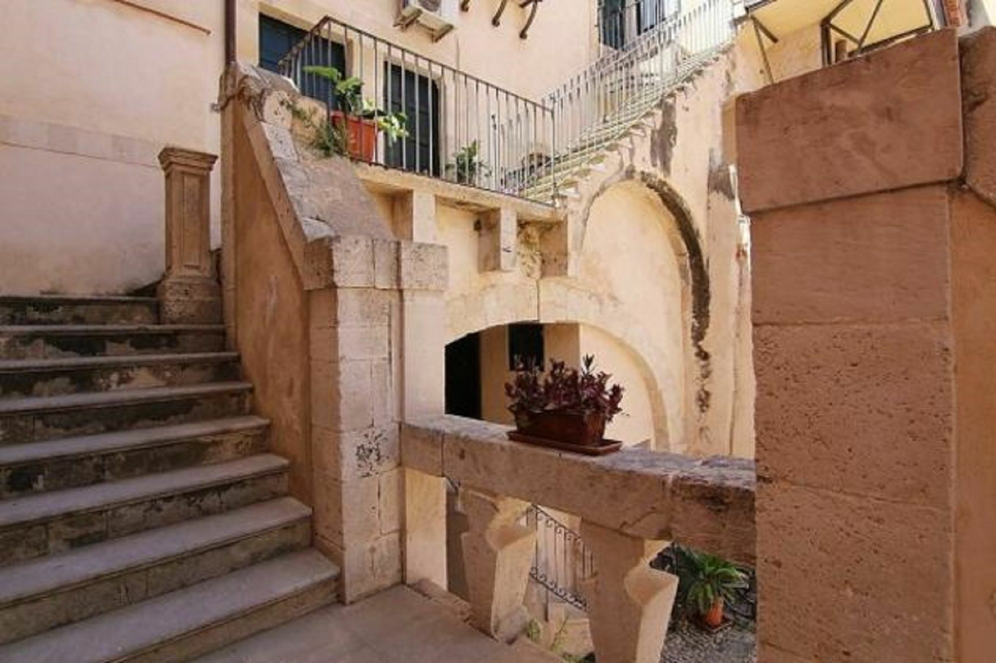 Maison Des Artistes سيراكوزا المظهر الخارجي الصورة